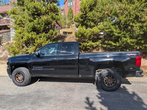 Black 2017 Chevrolet Silverado 1500 Custom