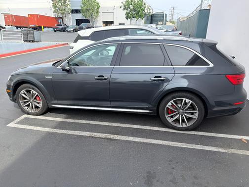 Gray 2017 Audi A4 allroad 2.0T Premium