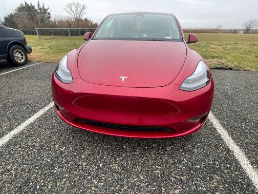 2024 Tesla Model Y Long Range
