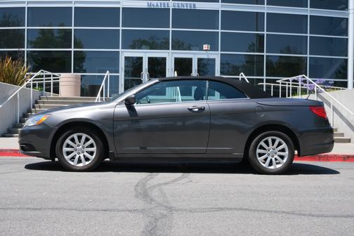2014 Chrysler 200 Touring