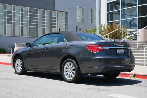 2014 Chrysler 200 Touring