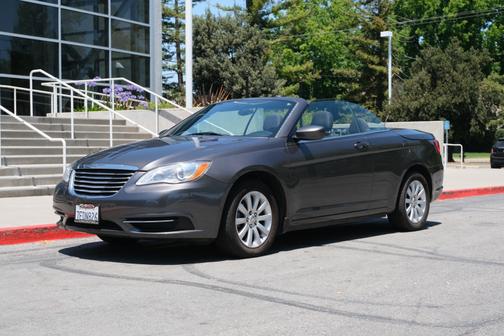 2014 Chrysler 200 Touring