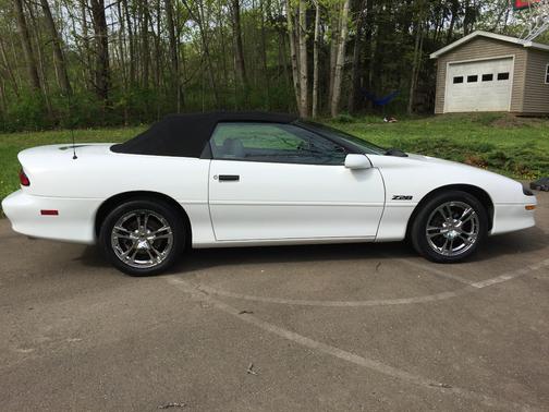 White 1995 Chevrolet Camaro Z28