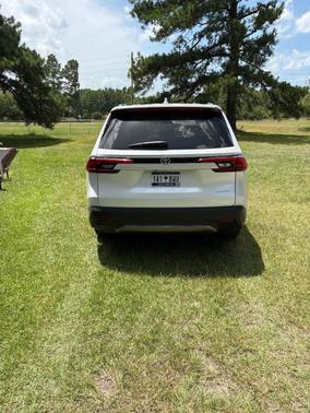 White 2024 Toyota Grand Highlander Limited