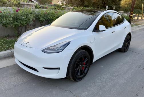 White 2021 Tesla Model Y Standard Range