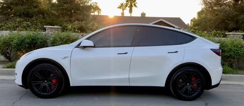 White 2021 Tesla Model Y Standard Range