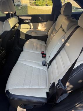 Silver 2016 Kia Sorento SXL