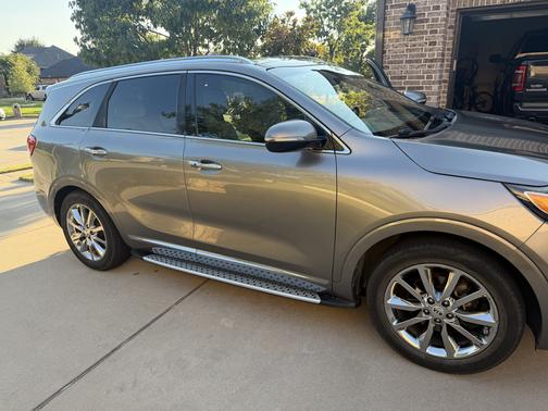 Silver 2016 Kia Sorento SXL