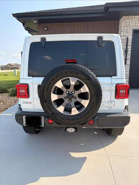 White 2018 Jeep Wrangler Unlimited Sahara
