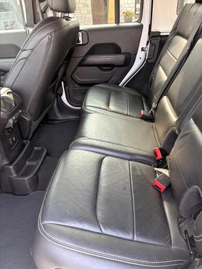 White 2018 Jeep Wrangler Unlimited Sahara