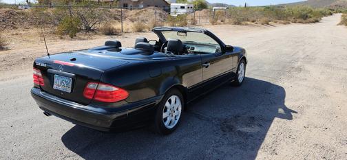 Black 2002 Mercedes-Benz CLK-Class 320 Cabriolet