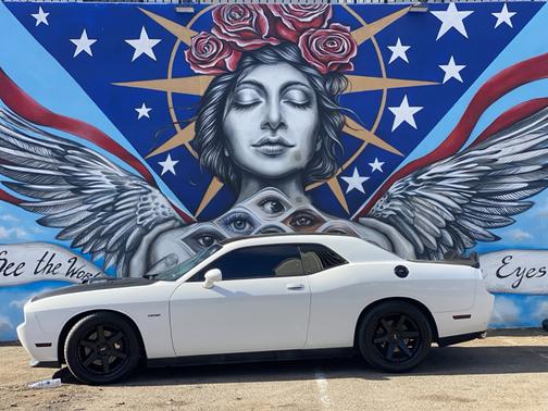 White 2014 Dodge Challenger R/T