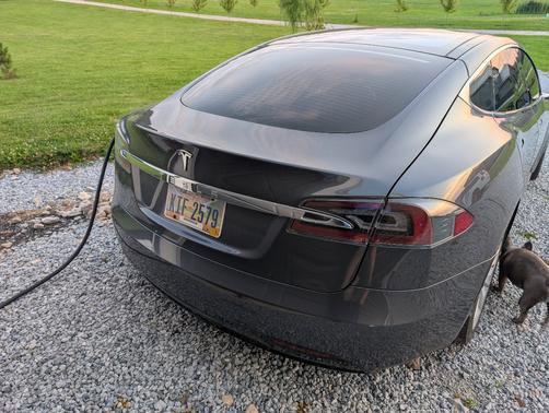 2017 Tesla Model S 75D