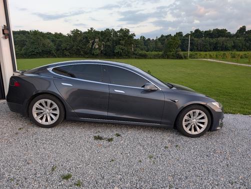 2017 Tesla Model S 75D