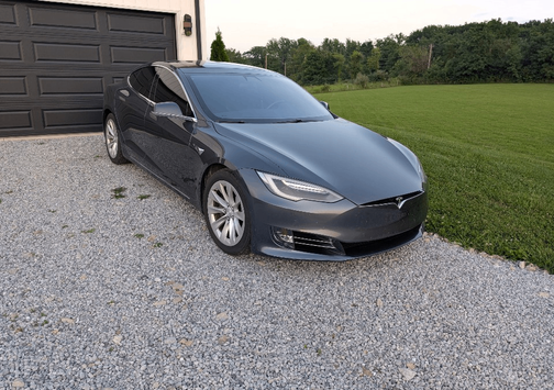 2017 Tesla Model S 75D