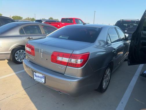 Beige 2009 Lincoln MKZ Base