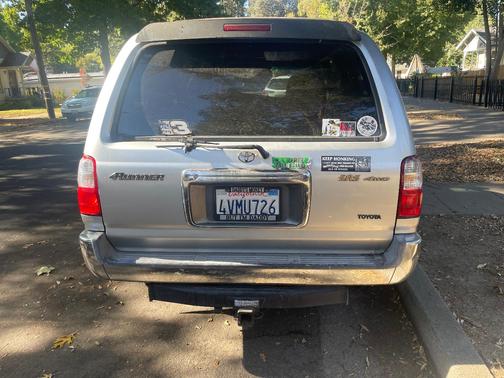 Silver 2002 Toyota 4Runner SR5