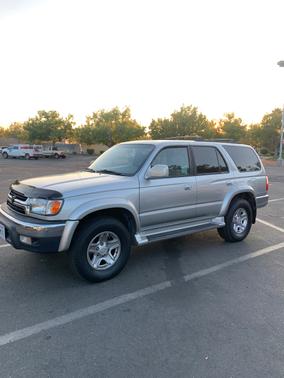 2002 Toyota 4Runner SR5