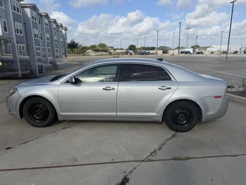 Gray 2012 Chevrolet Malibu LT