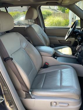 Gray 2014 Honda Pilot Touring