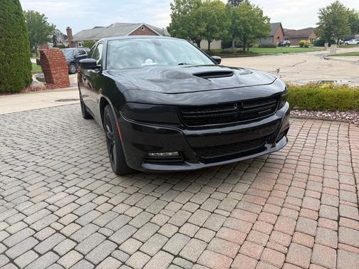 Black 2018 Dodge Charger GT