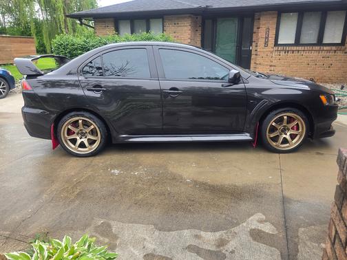 Black 2014 Mitsubishi Lancer Evolution GSR