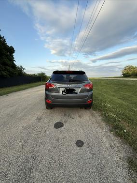 Gray 2014 Hyundai TUCSON SE