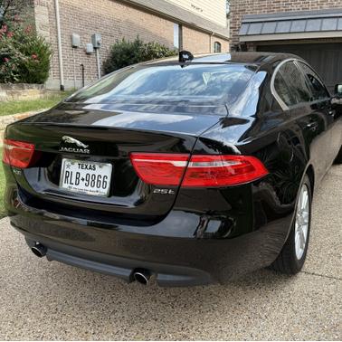2017 Jaguar XE 25t Premium