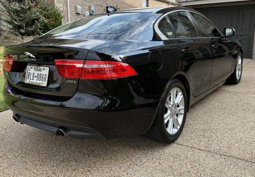 2017 Jaguar XE 25t Premium