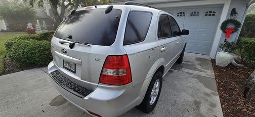 2009 Kia Sorento LX