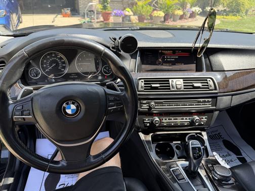 2016 BMW 528 i xDrive