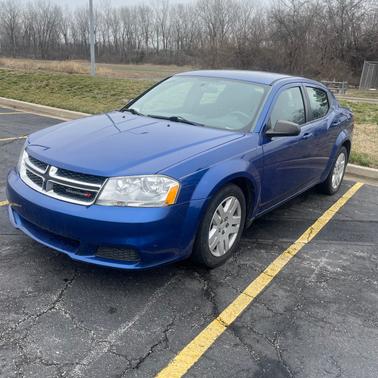 Blue 2014 Dodge Avenger SE