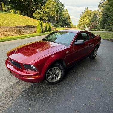 Red 2005 Ford Mustang Premium