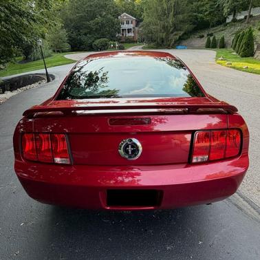 Red 2005 Ford Mustang Premium