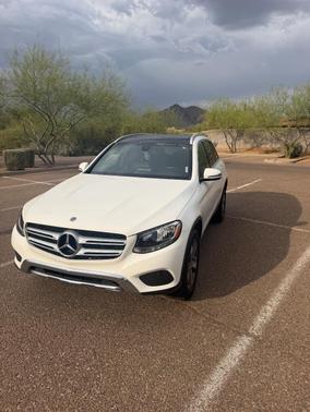 White 2019 Mercedes-Benz GLC 300 Base