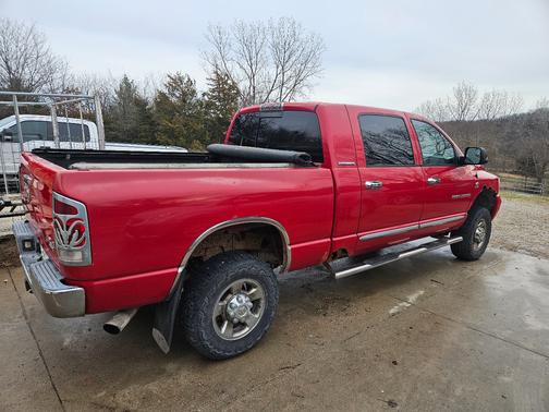 2006 Dodge Ram 2500 Laramie Mega Cab