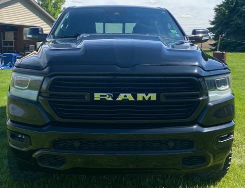 Black 2021 RAM 1500 Laramie