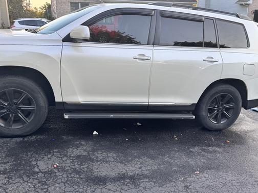 2013 Toyota Highlander SE