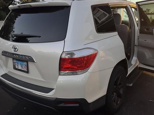 2013 Toyota Highlander SE