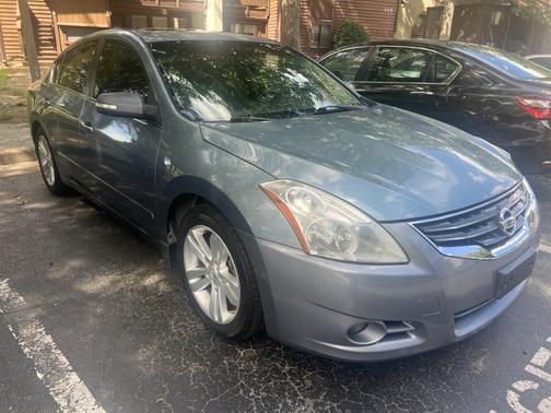 2012 Nissan Altima 3.5 SR