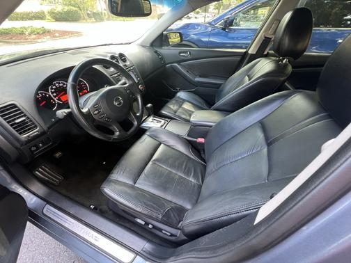 2012 Nissan Altima 3.5 SR