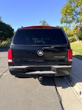 2003 Cadillac Escalade Base