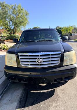 2003 Cadillac Escalade Base