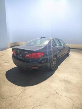 2019 BMW 530 i