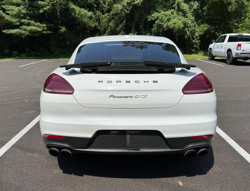 2015 Porsche Panamera GTS