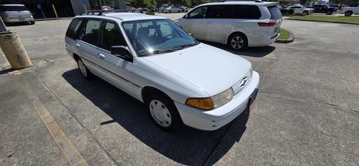 1996 Ford Escort LX