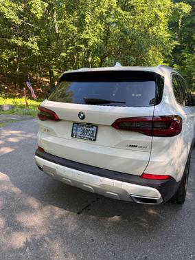 White 2019 BMW X5 xDrive40i
