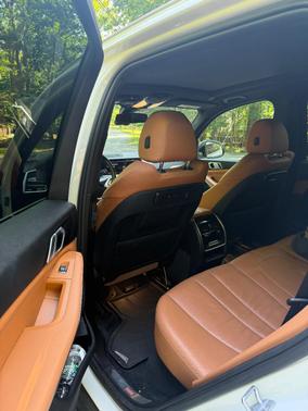 White 2019 BMW X5 xDrive40i
