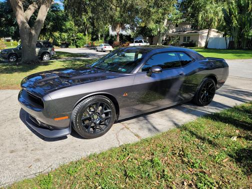Gray 2015 Dodge Challenger R/T Scat Pack
