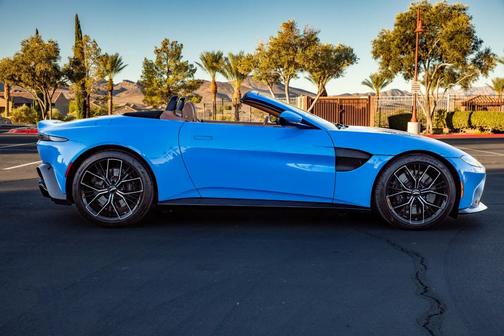 Blue 2021 Aston Martin Vantage Base